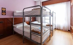 Moon Hostel Bio